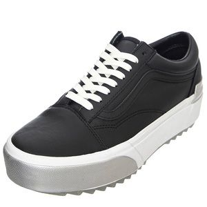 Vans Womens UA Old Skool Stacked Black / True White Lace-Up Low-Profile Shoes